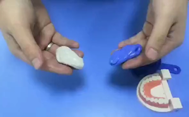 牙模模具硅橡胶操作是怎样？