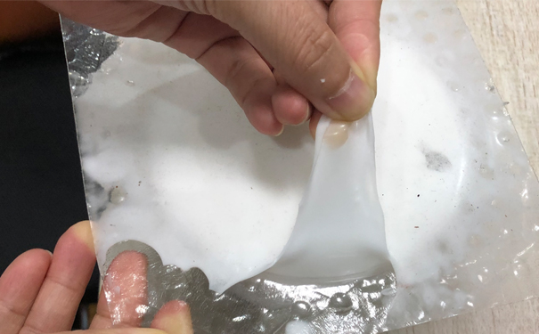 怎么清除还没有固化的模具硅胶 ？